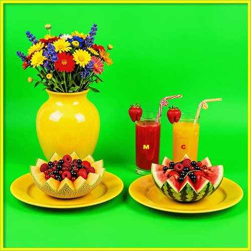 Анимированная открытка Вкусного, запоминающегося августа!, (М. С.)