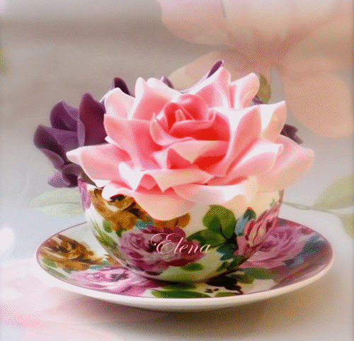 Анимированная открытка Роза чайные чашки с цветами